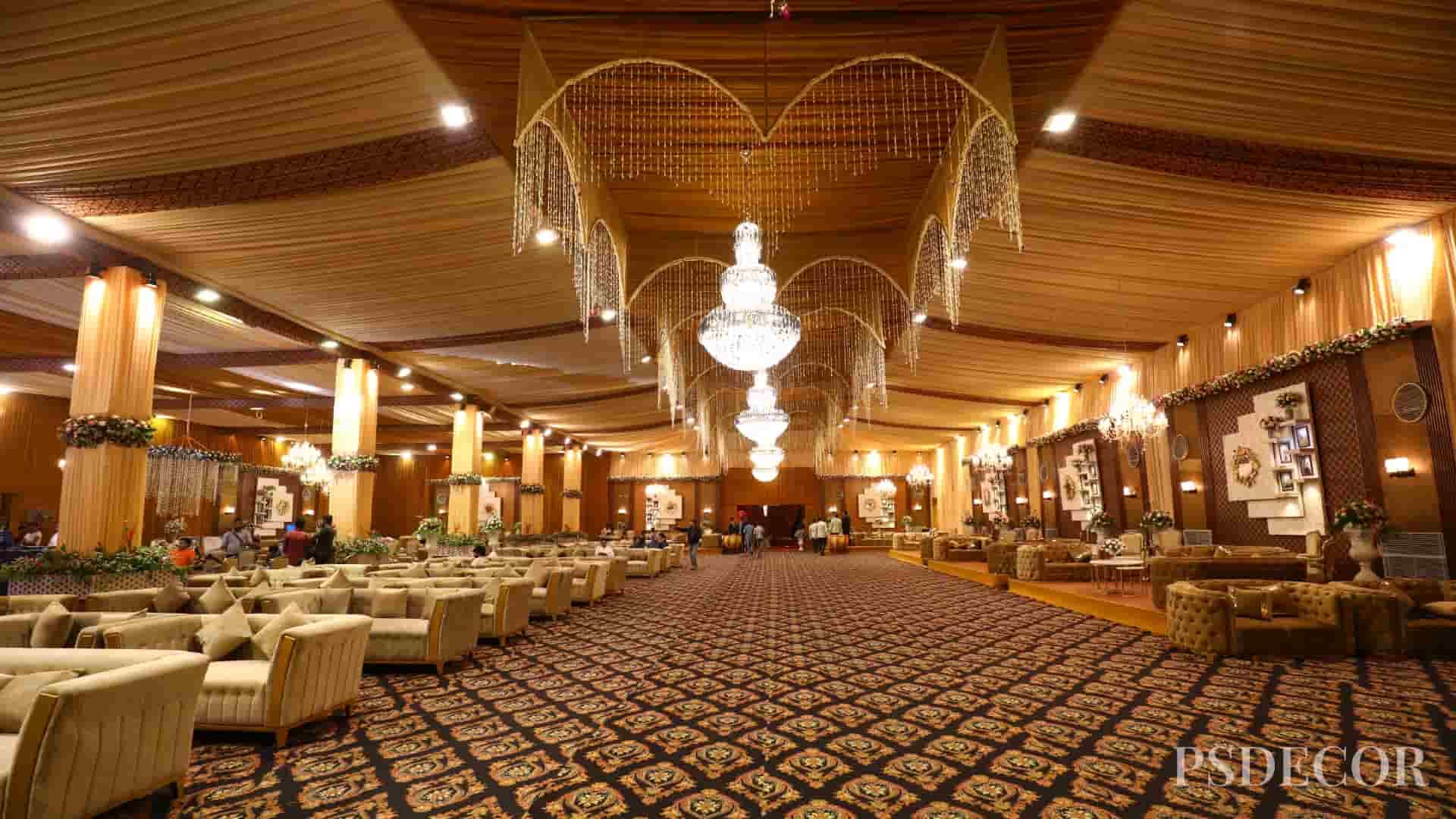 Wedding Venue Booking Tips to Avoid Extra Costs Without Compromising Luxury - How to Negotiate Without Compromising Luxury