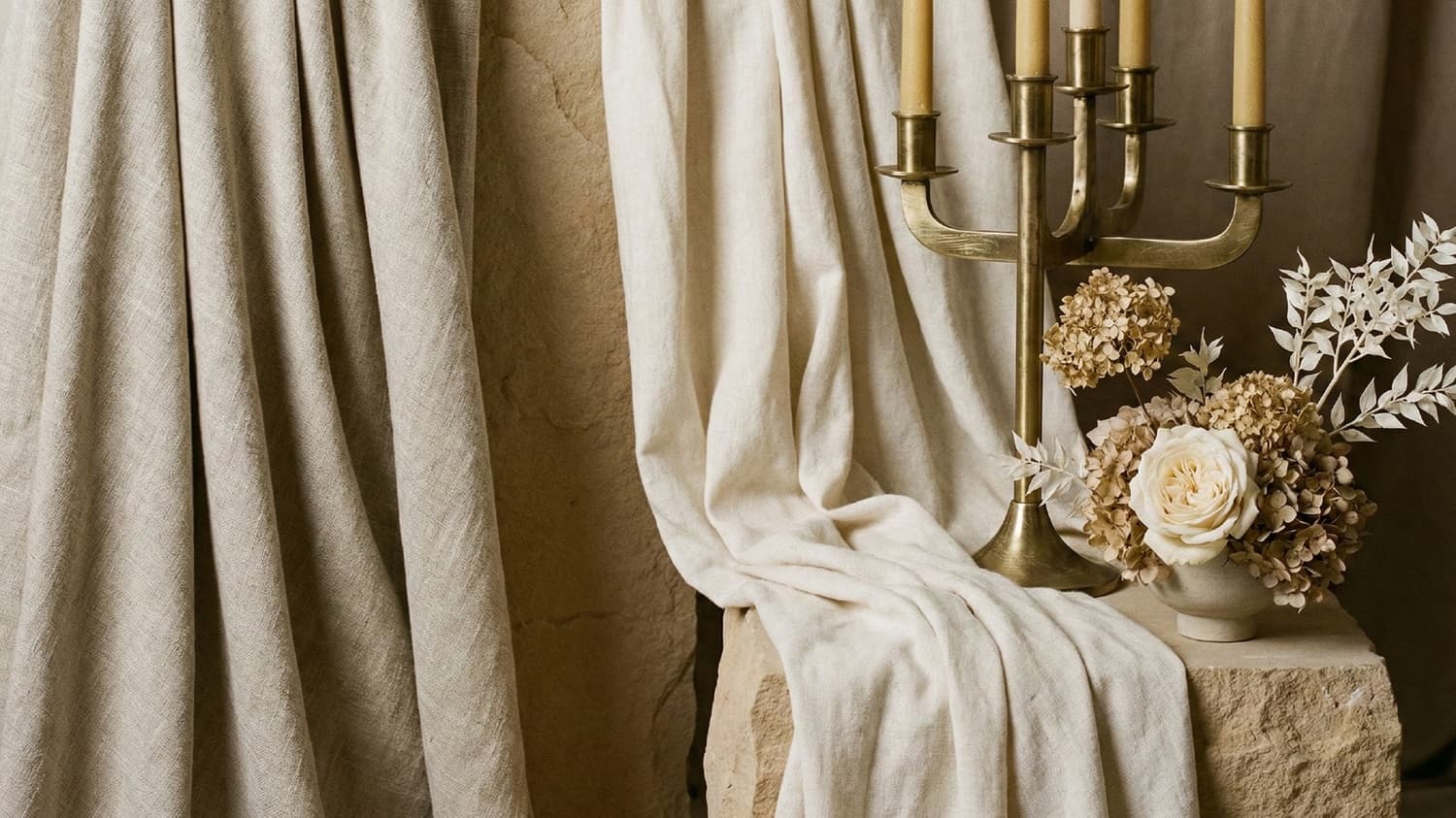 2026 Wedding Décor Trends That Will Rule Indian Weddings This Year - 8. Personalised Storytelling Corners